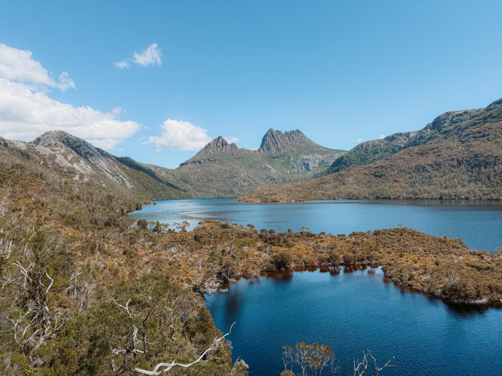 A mountain behind a large lake - Walks in Cradle Mountain