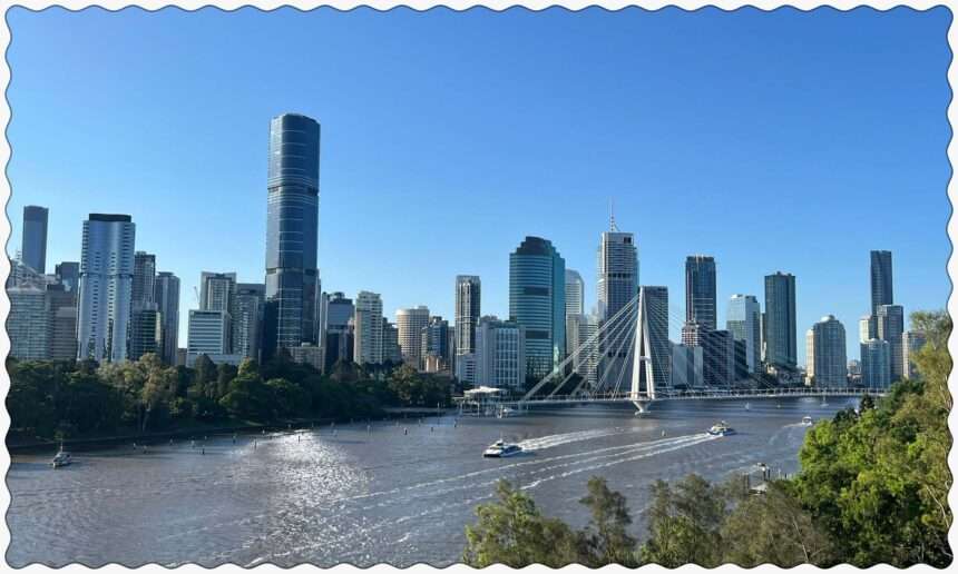 The skyline of Brisbane over the river that runs through it