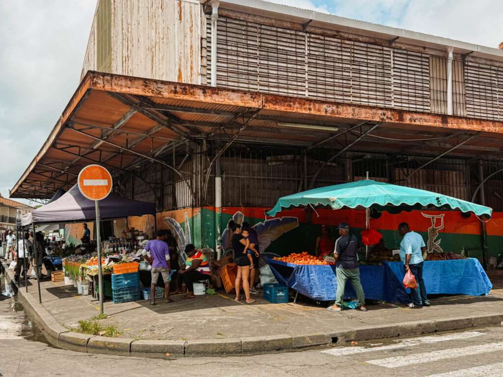 The exterior of the main market of Paramaribo with fresh produce stands - Guianas itinerary