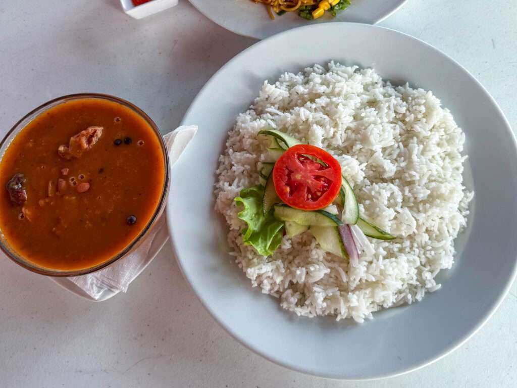 Abruine Bonen - Suriname food