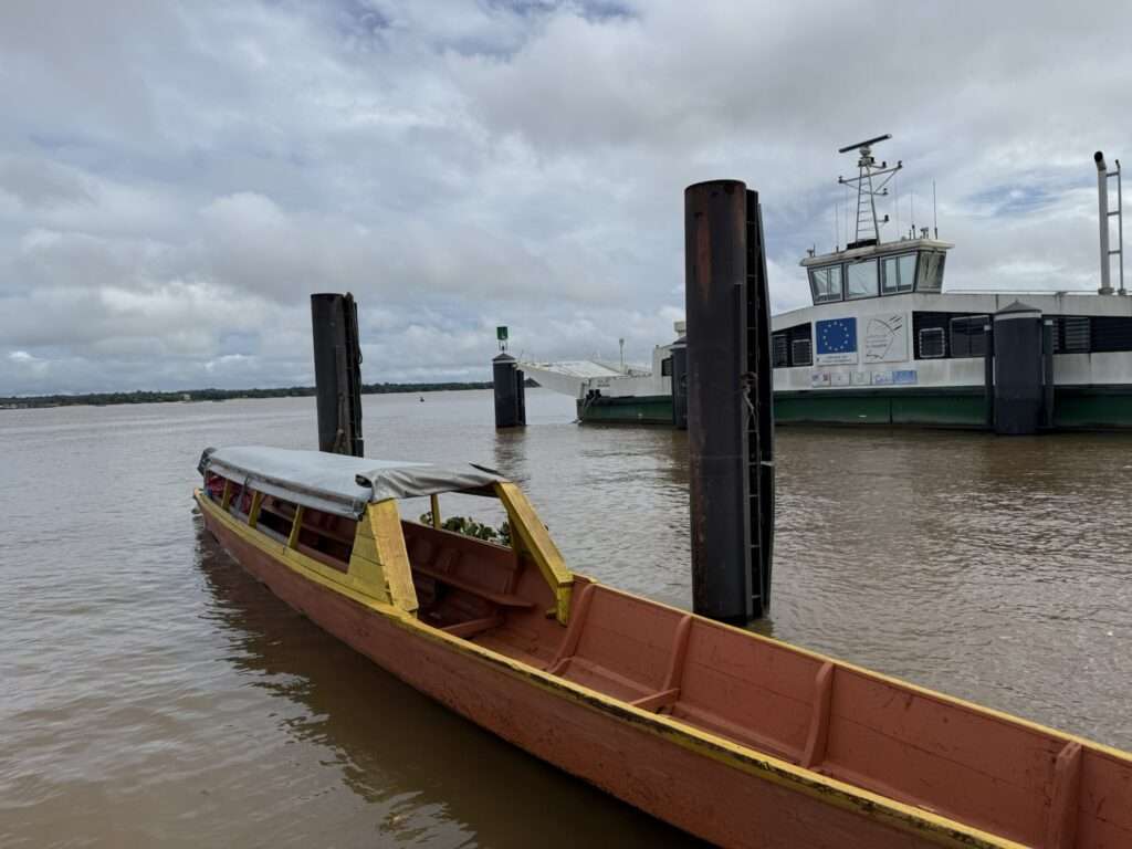 The pirogue that people typically take to navigate the rivers and cross the border between French Guiana and Suriname