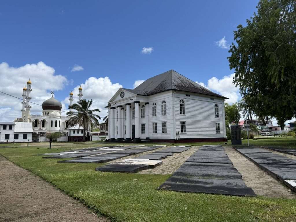 A synagogue next to a mosque in Suriname