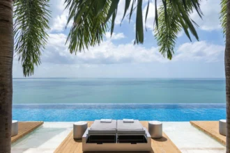 JW Marriott Panama infinity pool overlooking the Pacific Ocean and Panama City skyline - JW Marriott Panama City luxury hotel