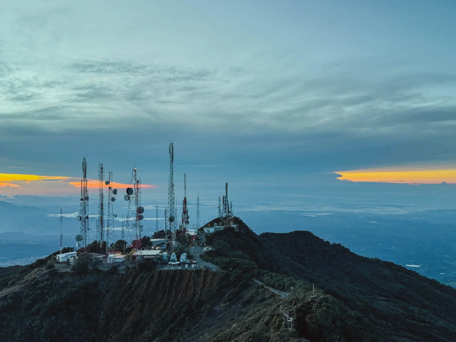 View of the Pacific and Caribbean oceans from the summit of Volcan Baru at sunrise - Volcan Baru hike