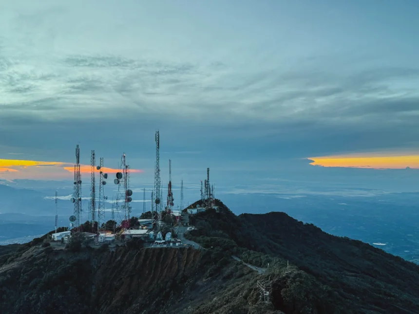 View of the Pacific and Caribbean oceans from the summit of Volcan Baru at sunrise - Volcan Baru hike