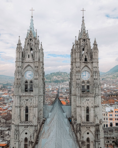 202408_Quito Basilica-1