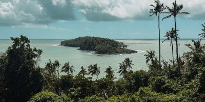 When looking to visit the Guianas, you can do a tour to French Guiana to visit tropical islands off the coast