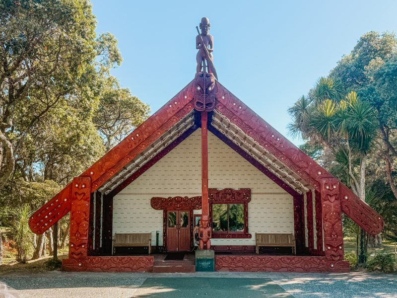 At the Waitanga Treaty Grounds, there are many Māori cultural structures and elements. As the center for Maori culture, it is an important place for this history and culture to be celebrated and maintained